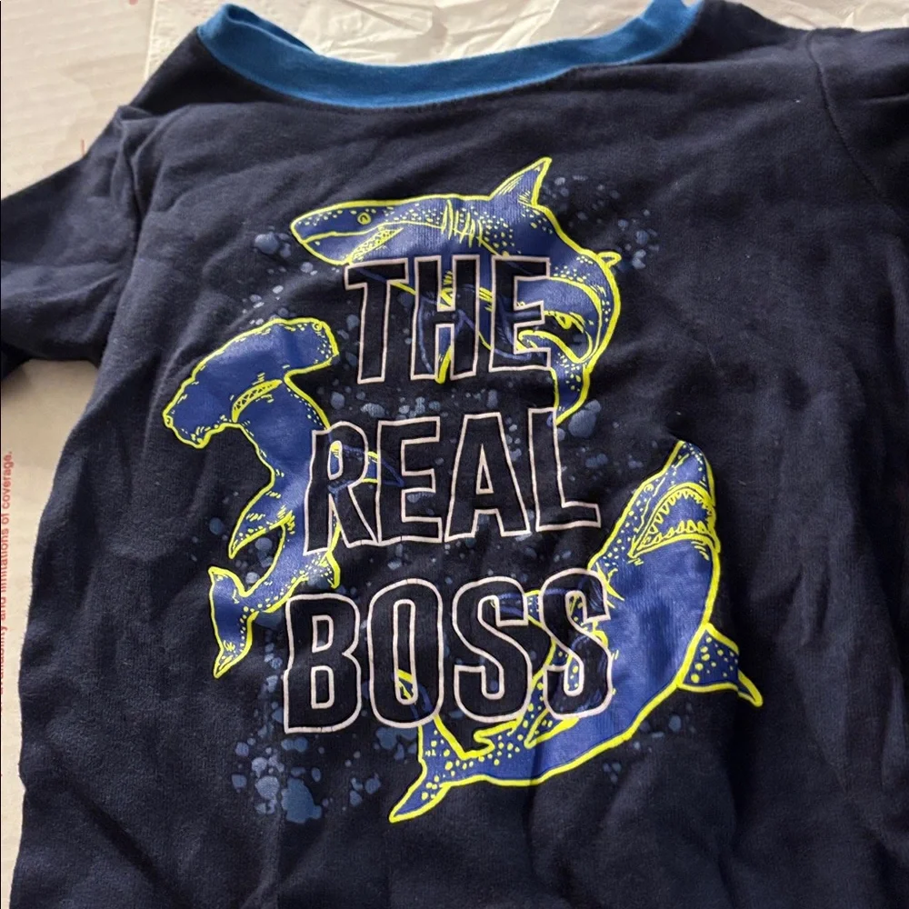 Place navy tee